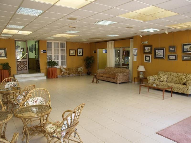 Hotel Roman Castrillon Exterior photo